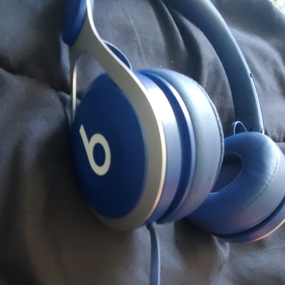 Blue Beats - Picture 2 of 3